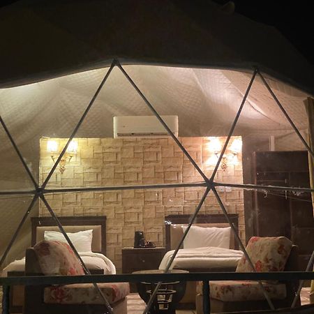 Wadi Rum Sky Camp Exterior photo