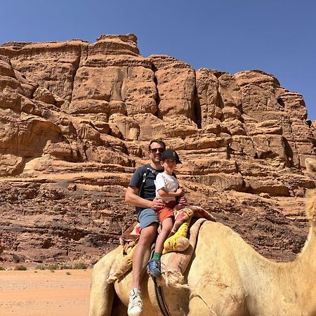 Wadi Rum Sky Camp Exterior photo