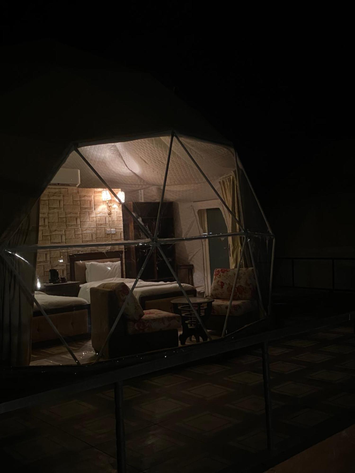Wadi Rum Sky Camp Exterior photo