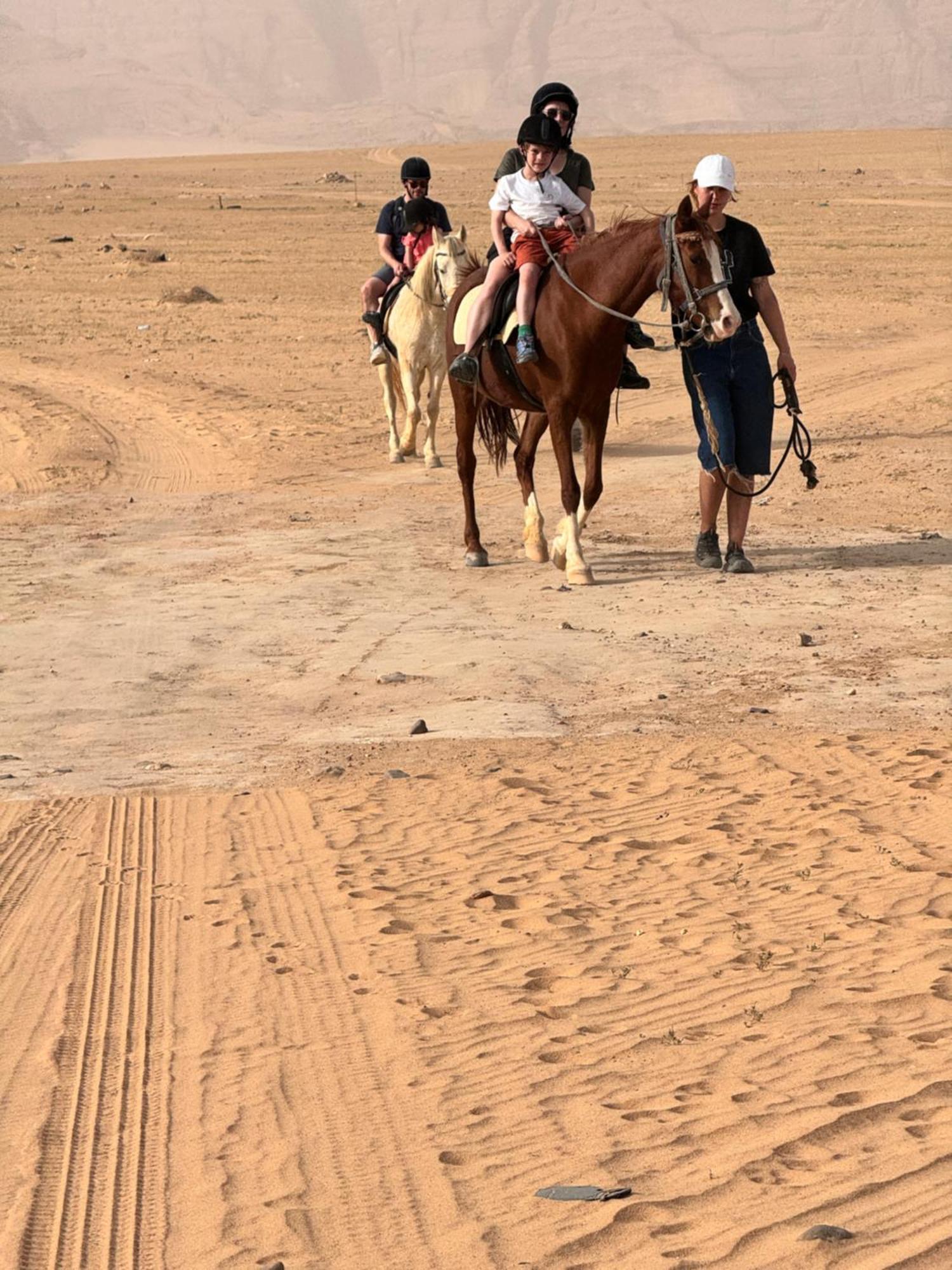 Wadi Rum Sky Camp Exterior photo