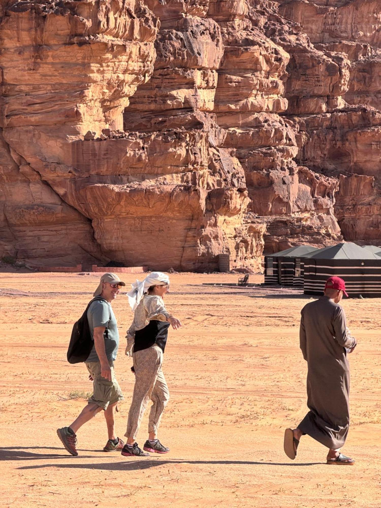 Wadi Rum Sky Camp Exterior photo